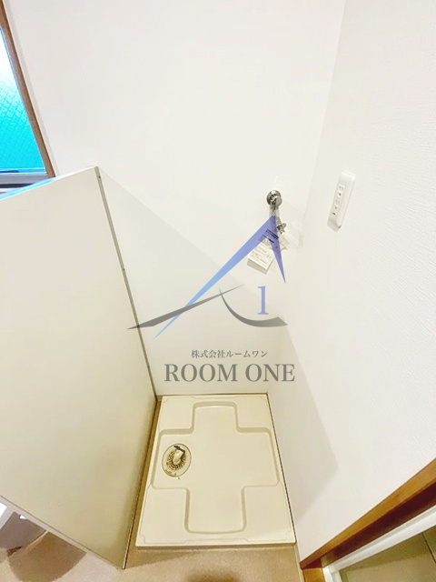 プルミエ北沢の設備|洗濯機置場です。