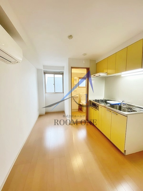 プルミエ北沢の居間・リビング|洋室のお部屋です。