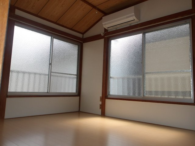 富士ハイツの洋室