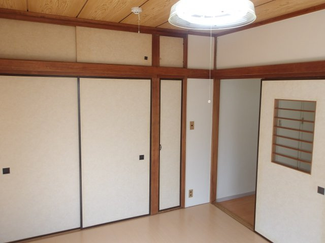 富士ハイツの洋室