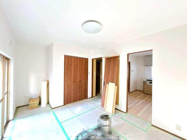 高知市北竹島町　中古戸建の洋室