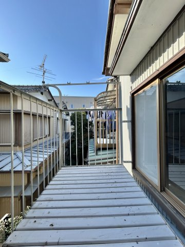 高知市北竹島町　中古戸建のバルコニー