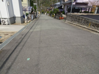 【前面道路含む現地写真】 | 川西市大和東5丁目9の59　建築条件無土地