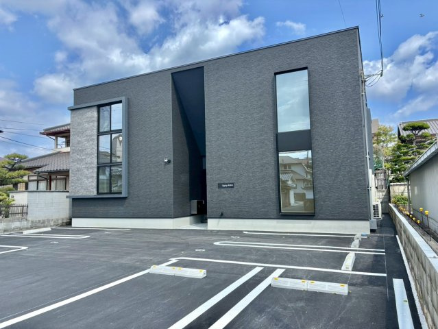 ボヌール妻鹿駅前