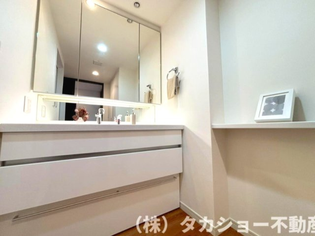 【独立洗面台】 | メビウスブレイン西千葉 | 独立洗面台、朝の身支度には欠かせません