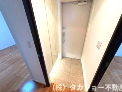 【玄関】 | メビウスブレイン西千葉 | 明るい玄関です