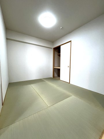 アーバンパレス小笹ステージの和室|和室のお部屋です。いろいろな場面で使えるのでとても重宝しますよ♪
