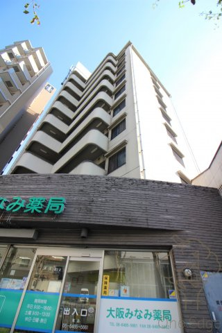 梅田プレミアムコートの外観