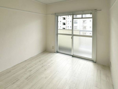 【居間・リビング】 | ビレッジハウス鳴滝21号棟 | ビレッジハウスの同一物件・同一タイプの間取りの写真です