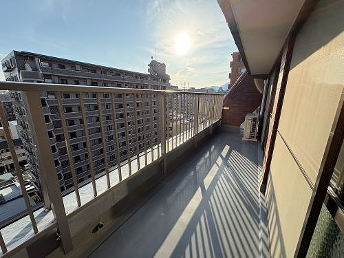 ライオンズマンション上通のバルコニー|リビング側バルコニー