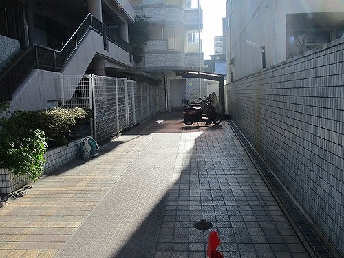 ライオンズマンション熊本中央のその他|バイク置き場　※前回募集時2025年12月の写真