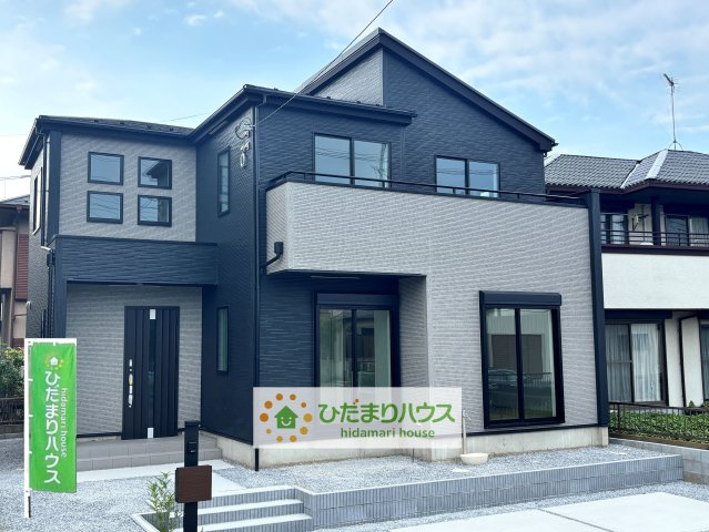 幸手市中12期　新築一戸建て　グラファーレの外観|落ち着いたカラーと上質な素材感が、住まいの高級感を引き立てます！！