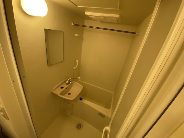 レオパレス龍南の浴室|設備・仕様は号室により異なる為、現況を優先致します。