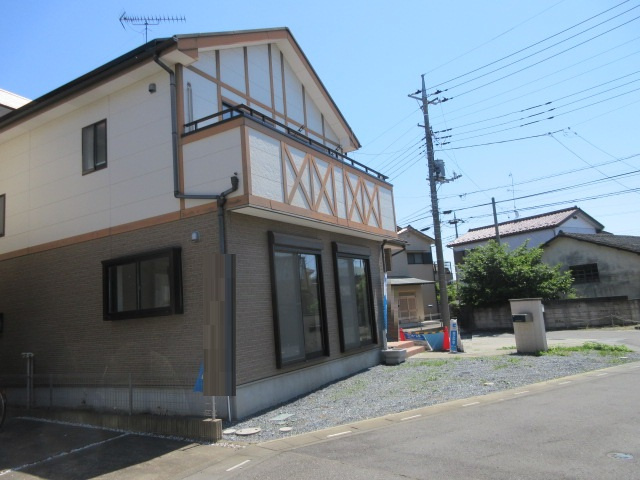 中古戸建　熊谷市円光1-11-7（リフォーム住宅）の外観