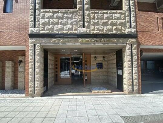 プレサンスセンターコア大阪のエントランス