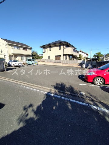 カーサ　フェリーチェⅡの駐車場|駐車場があります