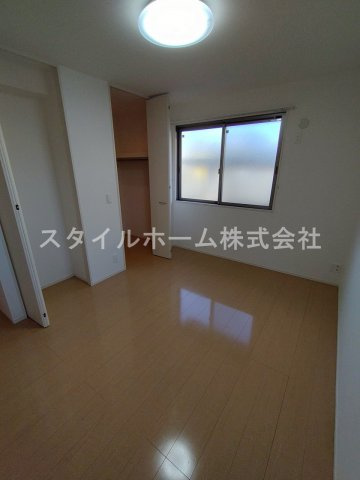 カーサ　フェリーチェⅡの寝室|使い勝手のいい寝室です