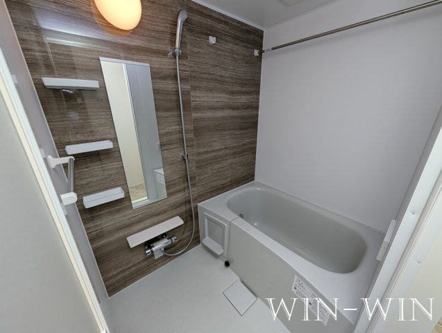 ヒカルサ豊橋小向町の浴室