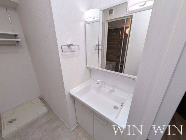 ヒカルサ豊橋小向町の洗面所