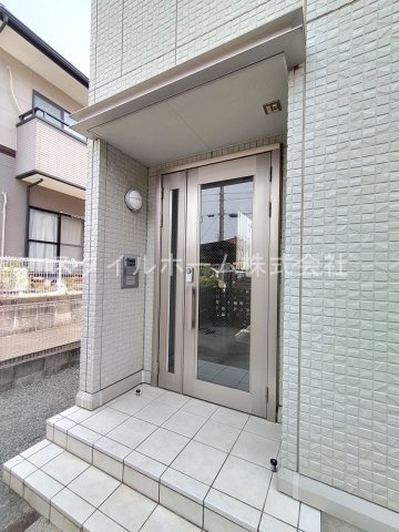 グランシャリオ御園のエントランス