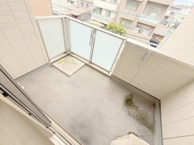 【バルコニー】 | プレジェ西白島