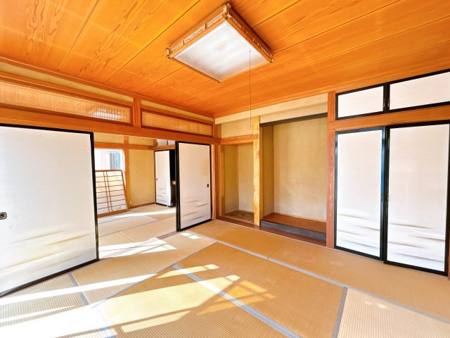 いわき市中央台飯野２丁目　戸建て　不動産プラスの和室|日本らしい落ち着いた雰囲気の和室です