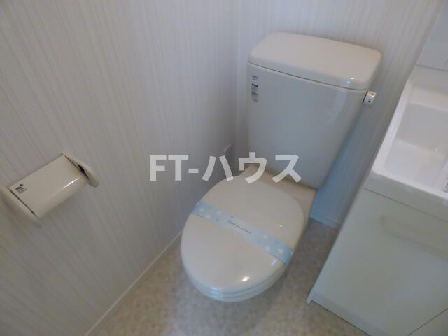 ヴィラ　イル　マーレのトイレ