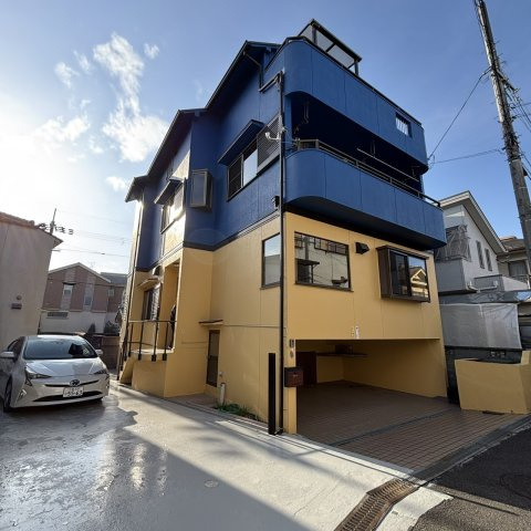 車庫3台付　戸建