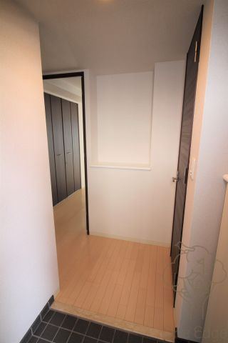 SWISS梅田東の玄関