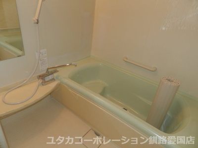 【浴室】 | 【商談中】◆収益物件◆愛国西1丁目30-11借家 | 1坪の広さの浴室！まったりくつろいで1日の疲れも取れますね♪