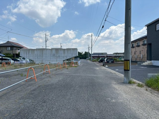 クワイエ　羽島市小熊町内粟野第２　全２区画分譲の前面道路含む現地写真|■前面道路　■ヤマダ不動産　株式会社リライフ　
■夢のマイホーム購入をフルサポートします！