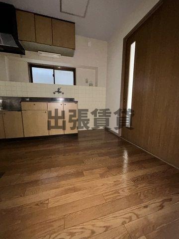 仲介手数料0円！！スリーハイツの居間・リビング