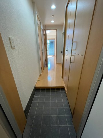 エクセルコート成城の玄関|※別号室参考写真です