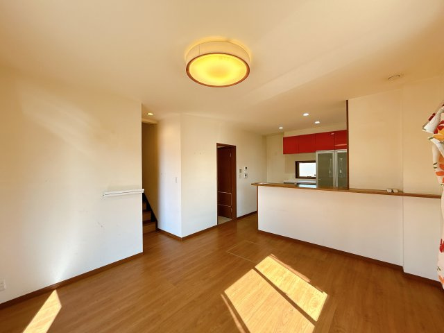 いわき市小名浜字吹松　戸建て　不動産プラスの居間・リビング|居間です