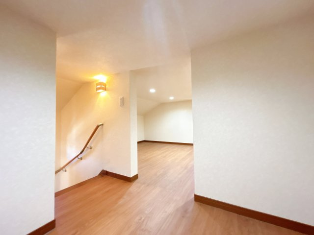 いわき市小名浜字吹松　戸建て　不動産プラスの内装|内装は落ち着いています