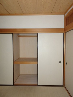 【収納】 | 川西市丸山台3丁目5の61　中古一戸建て