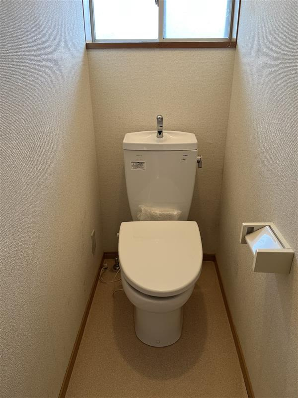 米山台貸家のトイレ