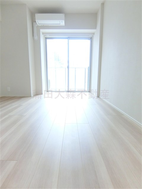 プライマル蒲田の居間・リビング