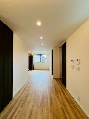 【居間・リビング】 | 鶴見区緑３丁目新築戸建