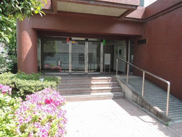 ロアール三園のエントランス