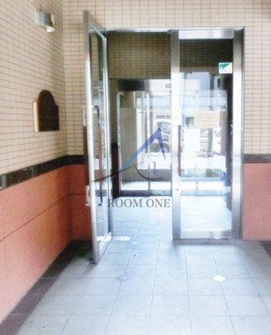 ミリオンステージ西早稲田壱番館のエントランス|エントランスです。