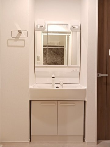 エテルノファボーレ　Ⅲの洗面所