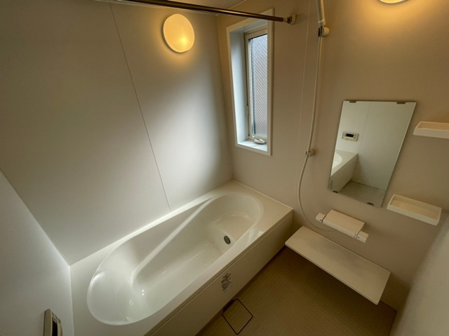 藤沢市片瀬１丁目のテラスの浴室|同施工物件