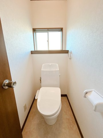 いわき市泉ケ丘３丁目　戸建て　不動産プラスのトイレ|落ち着いたトイレです