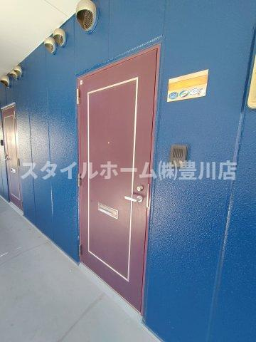 ウイングコート・シェソワの玄関