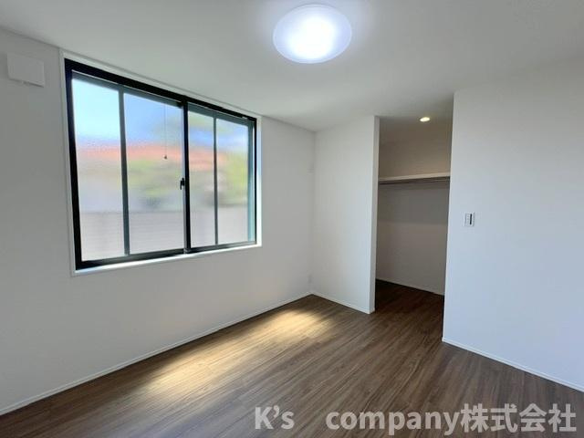 ■藤沢市辻堂太平台1丁目　新築戸建の寝室|洋室5.2帖◇主寝室におすすめです◇