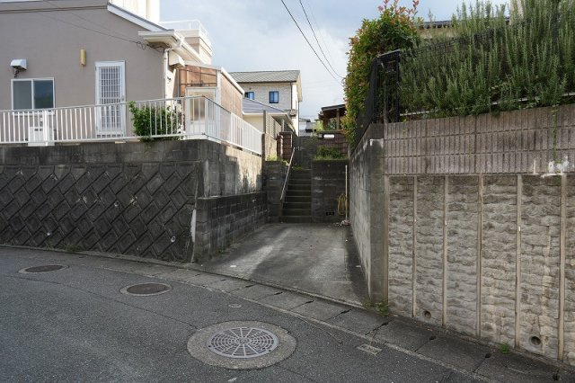 【土地】福岡市西区上山門二丁目の前面道路含む現地写真