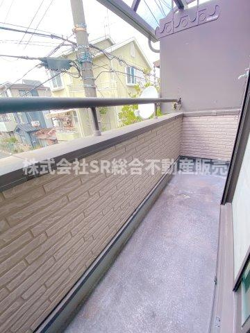 稲葉2丁目中古戸建のバルコニー|陽当たり良好のバルコニーで洗濯物が乾きやすいです！