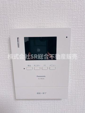 稲葉2丁目中古戸建の防犯設備|モニター付きインターホンがあり女性やお子様にも安心です！