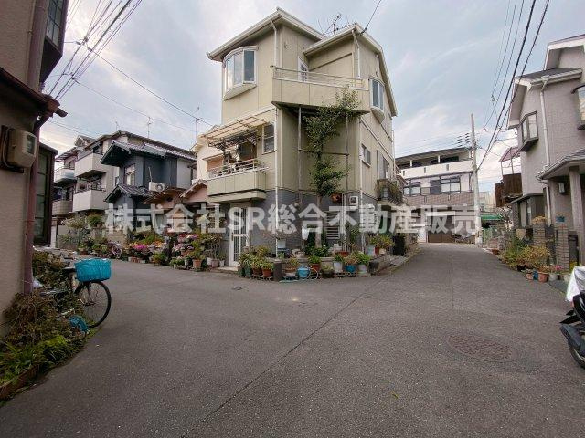 稲葉2丁目中古戸建の前面道路含む現地写真|前面道路含む現地写真です